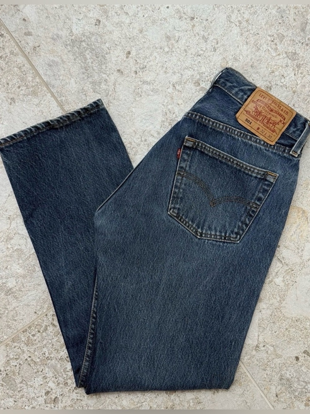 Levi's Vintage 90’s Dark Blue 501 Jeans
Size: W: 39cm / 15 in; L: 76cm / 30in